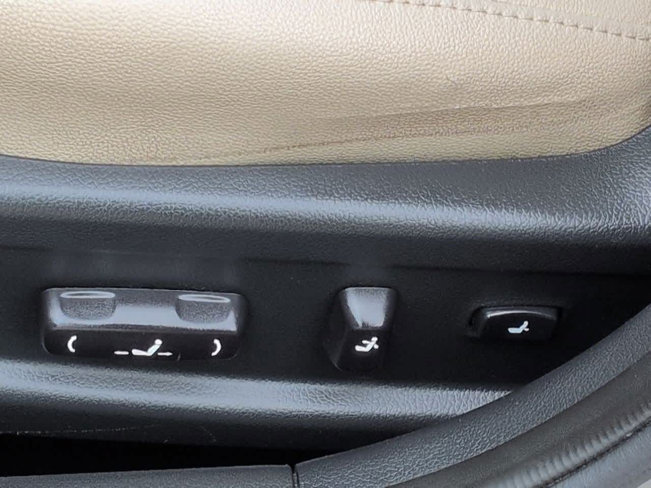 Thumbnail: 2015 Kia Optima - 17