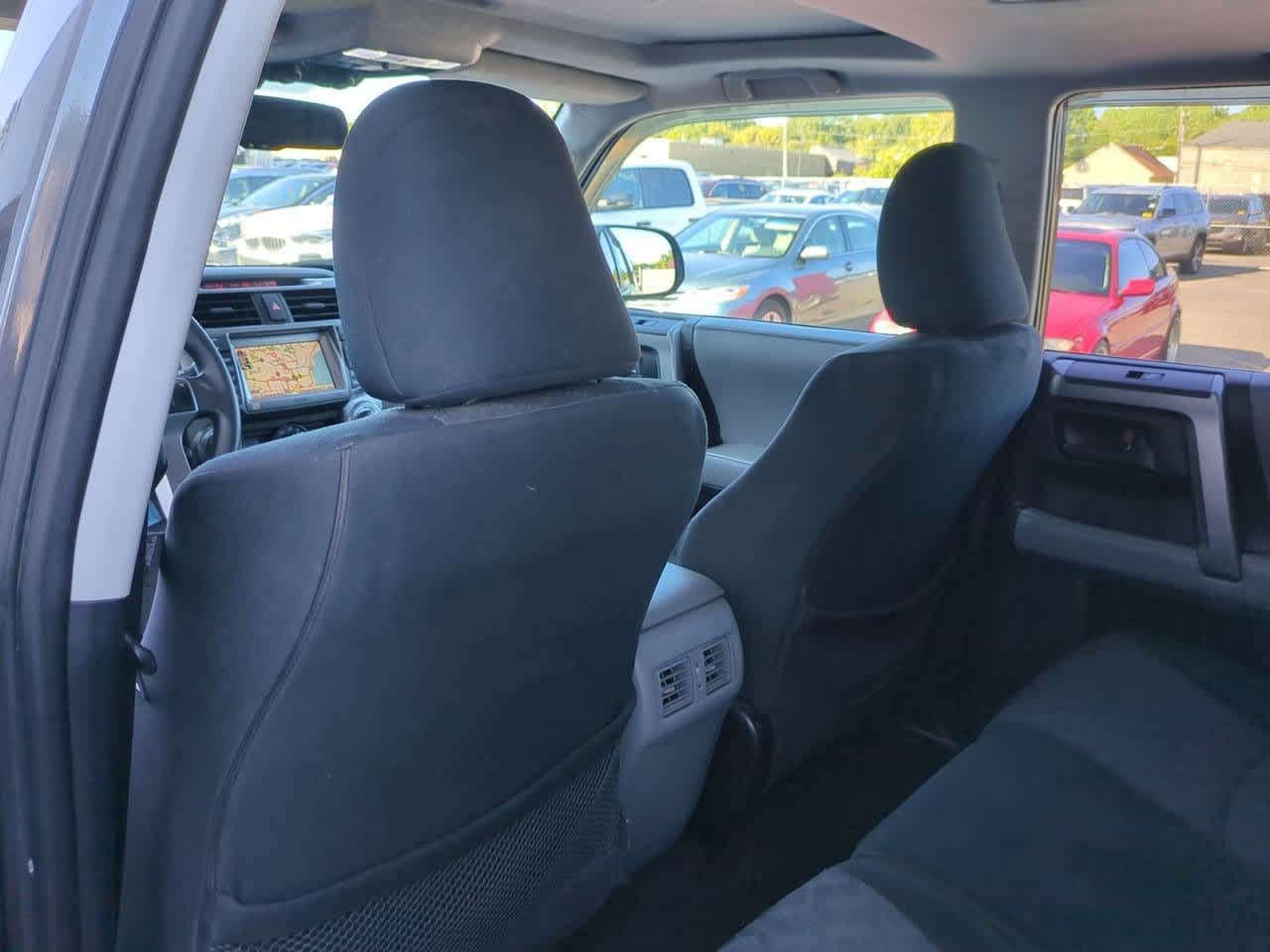 Thumbnail: 2010 Toyota 4Runner - 17