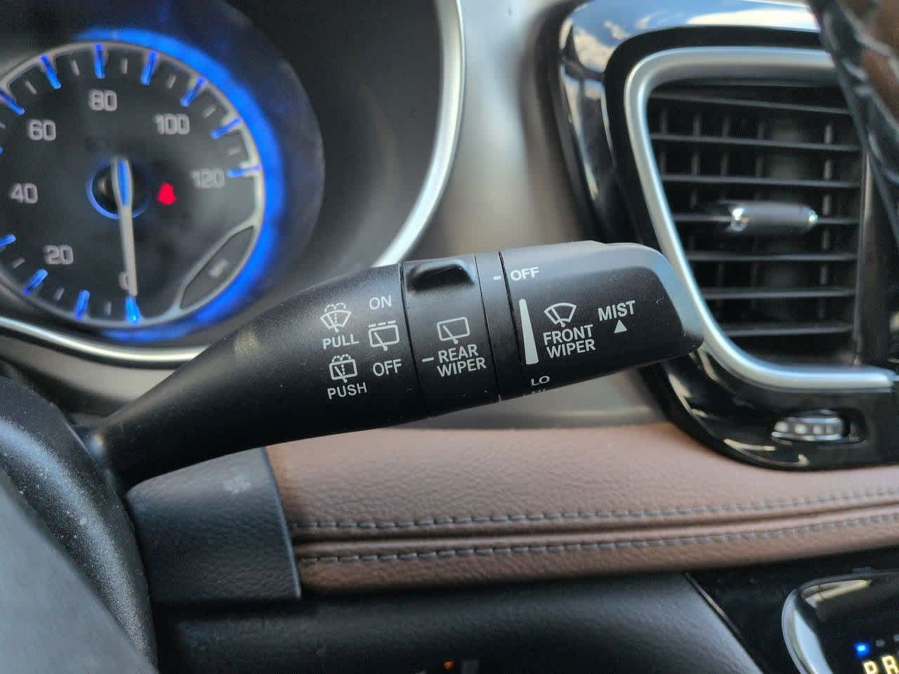 Thumbnail: 2020 Chrysler Pacifica - 27