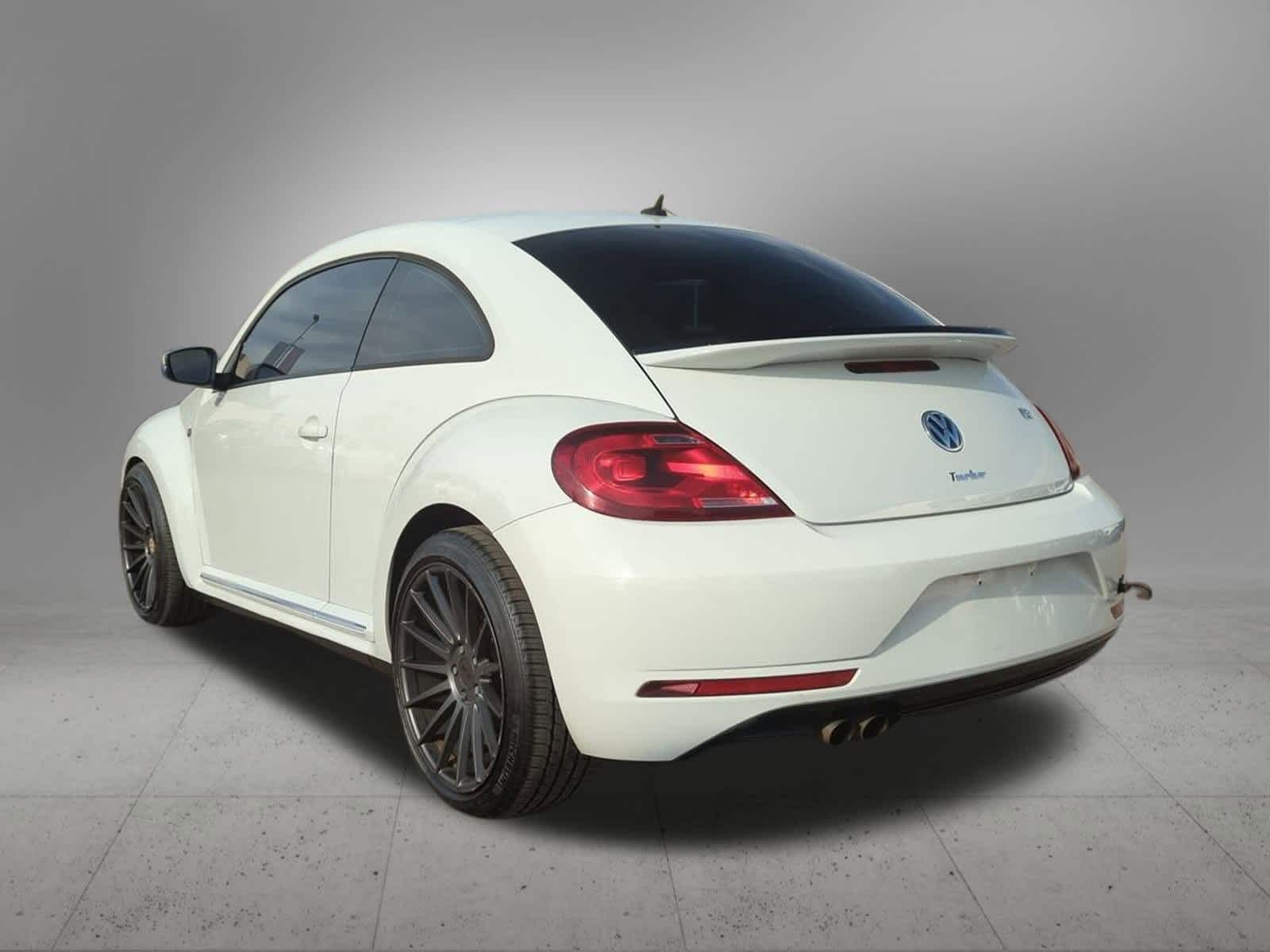 Thumbnail: 2019 Volkswagen Beetle - 4