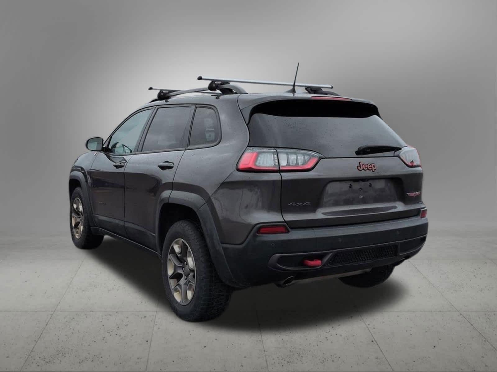Thumbnail: 2019 Jeep Cherokee - 4