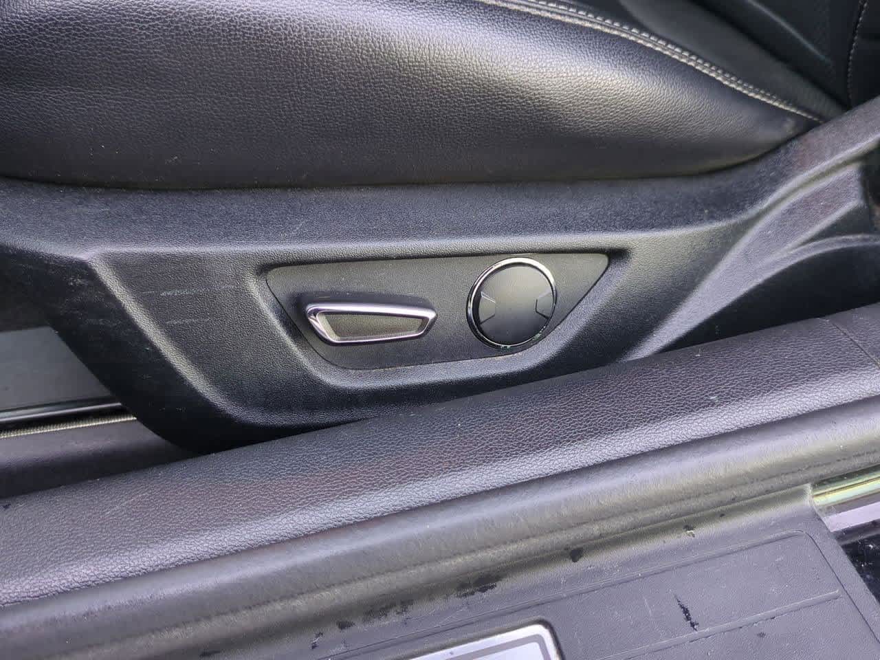 Thumbnail: 2017 Ford Mustang - 16