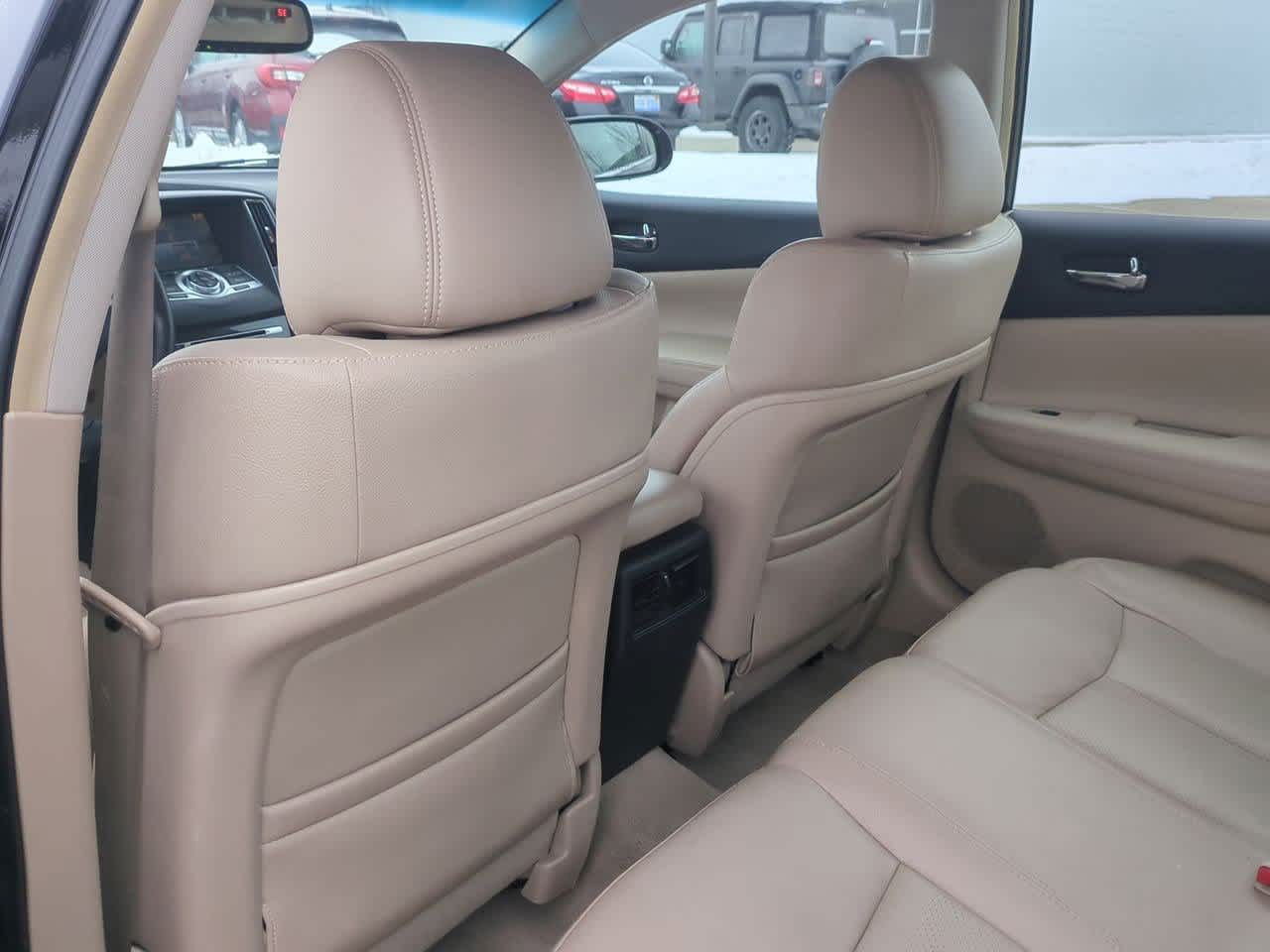 Thumbnail: 2014 Nissan Maxima - 17