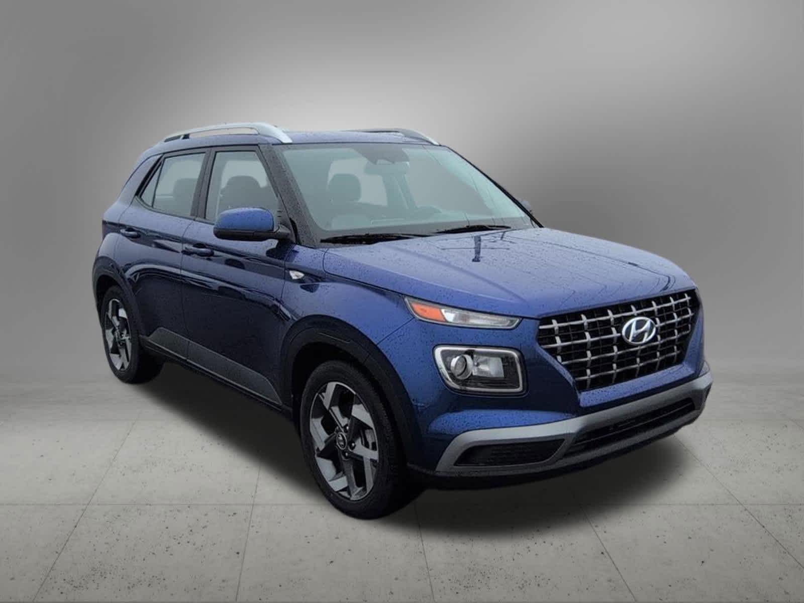 Thumbnail: 2023 Hyundai Venue - 8