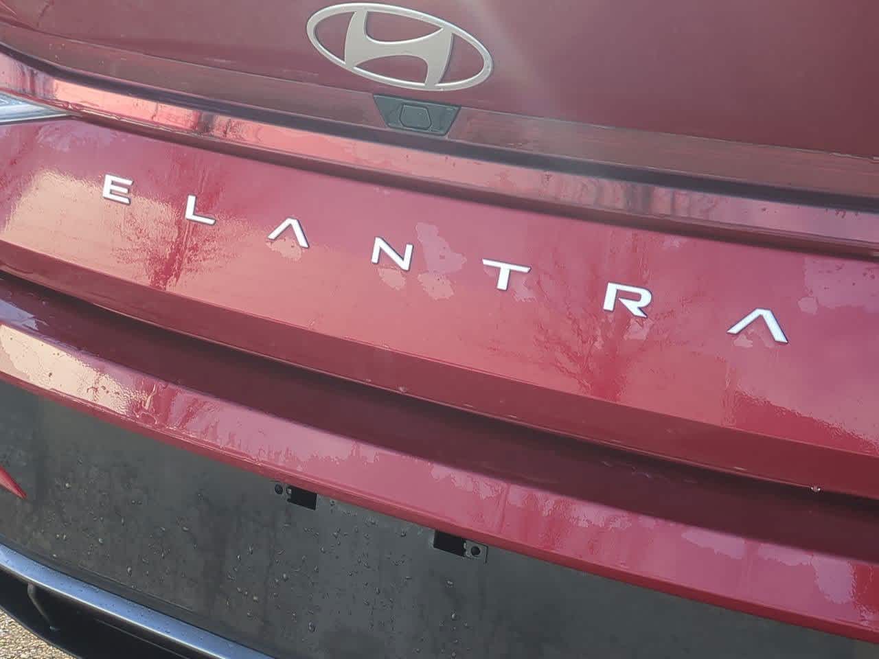 Thumbnail: 2024 Hyundai Elantra - 12