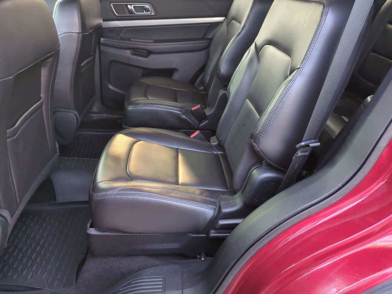 Thumbnail: 2019 Ford Explorer - 18