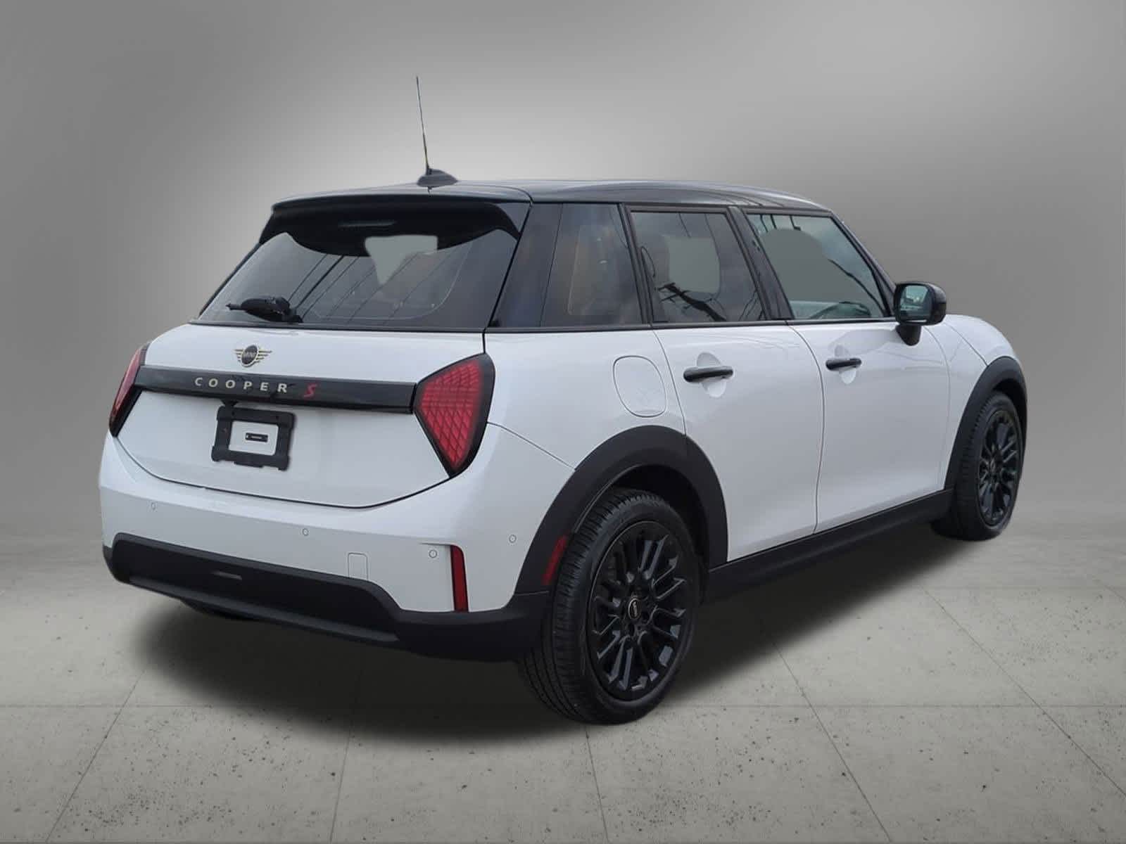 Thumbnail: 2025 MINI Cooper Hardtop - 6
