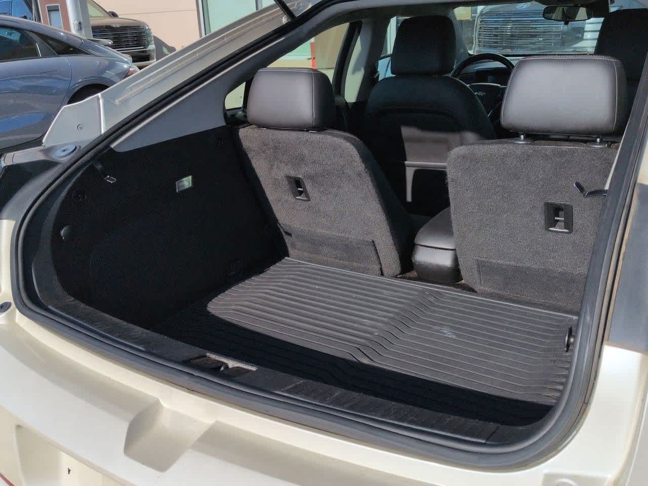 Thumbnail: 2014 Chevrolet Volt - 33
