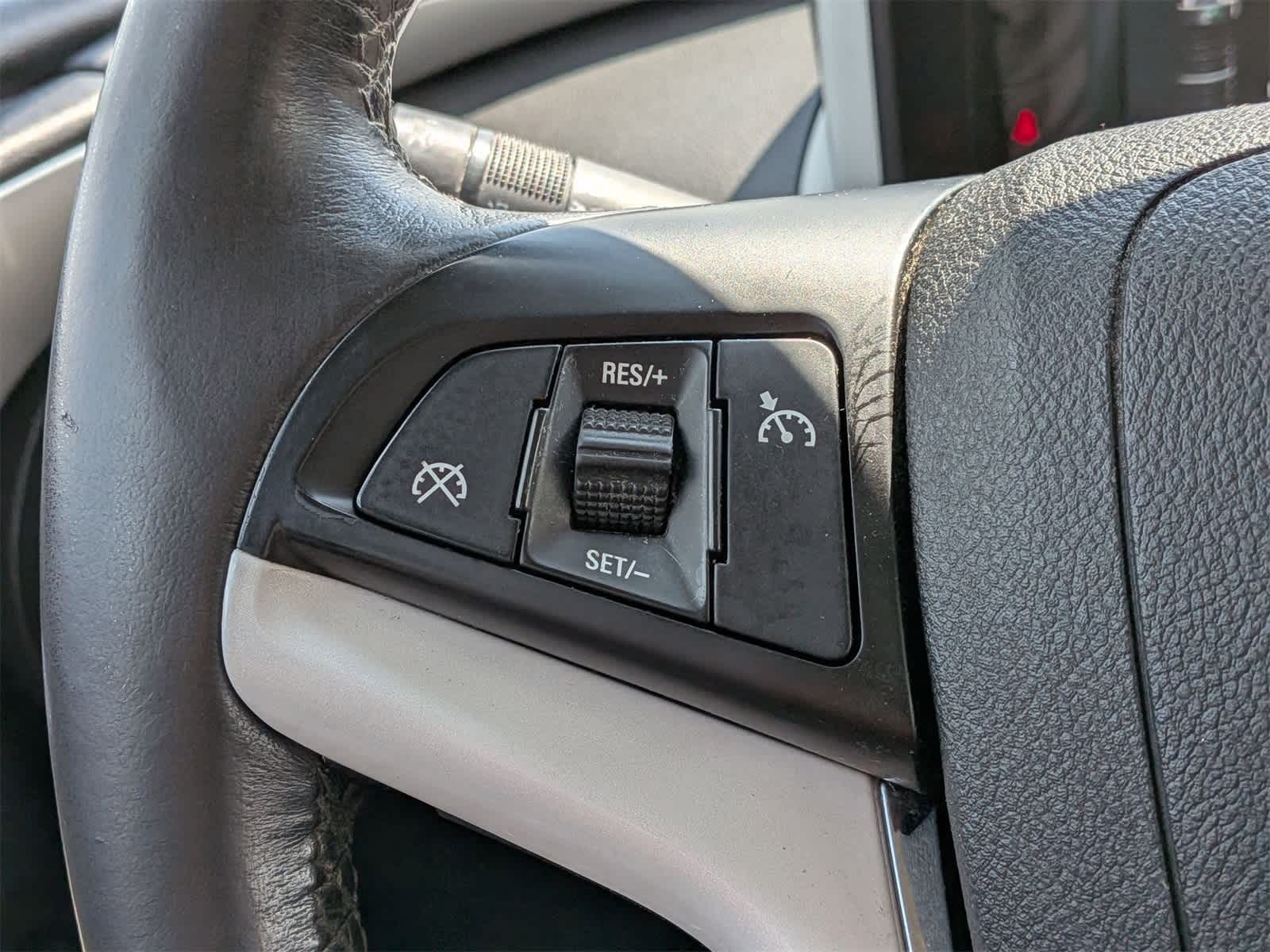 Thumbnail: 2013 Chevrolet Volt - 18