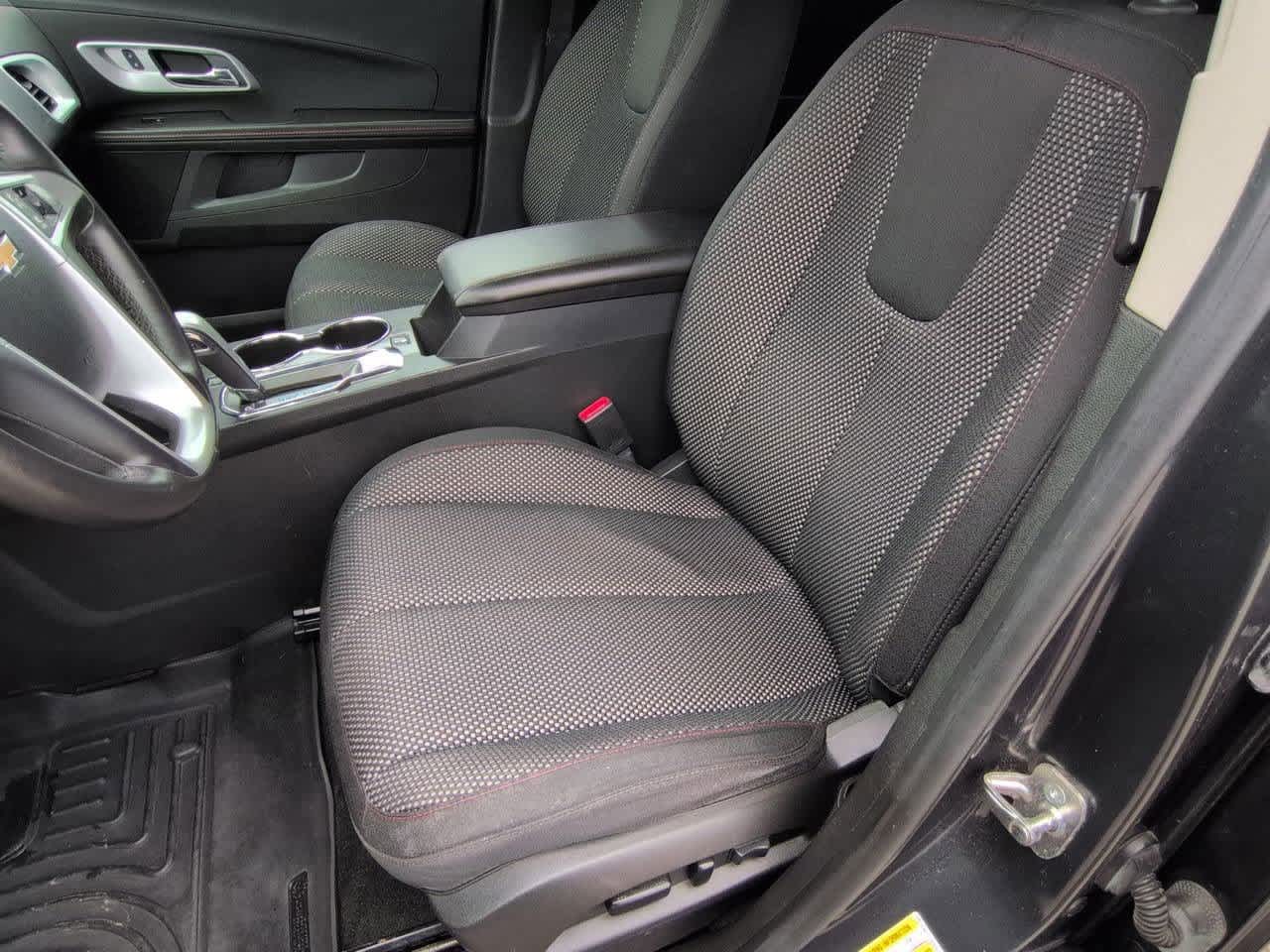 Thumbnail: 2014 Chevrolet Equinox - 17