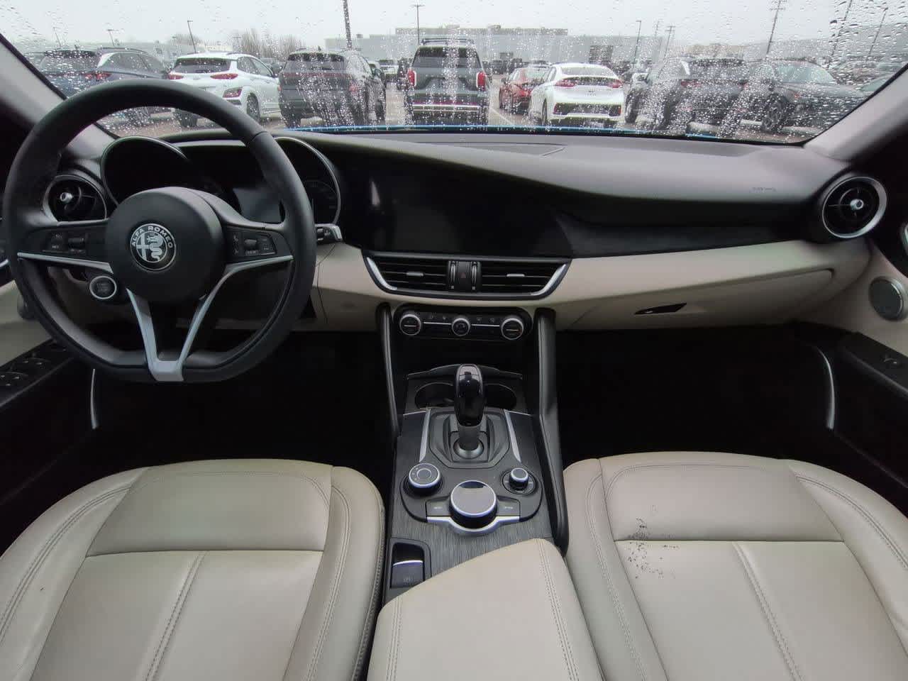 Thumbnail: 2019 Alfa Romeo Giulia - 14