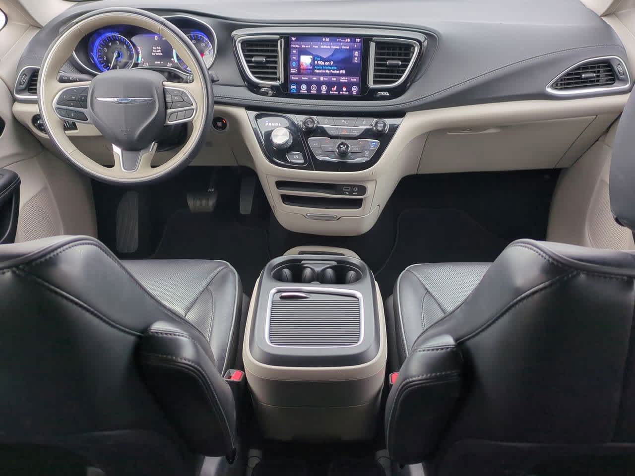 Thumbnail: 2020 Chrysler Pacifica - 14