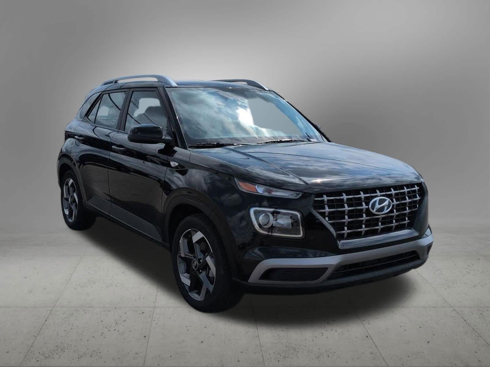 Thumbnail: 2025 Hyundai Venue - 8