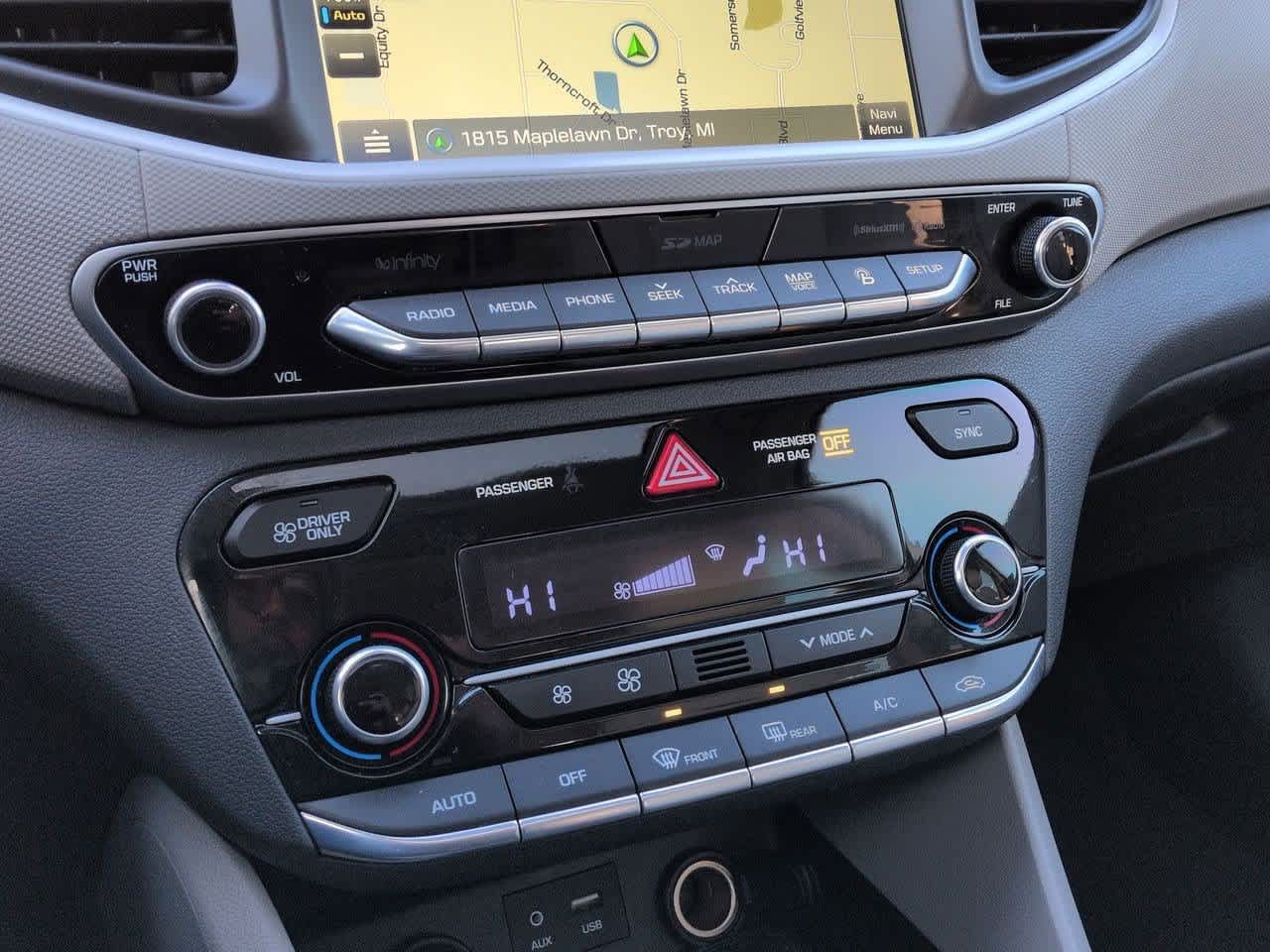 Thumbnail: 2018 Hyundai Ioniq - 28