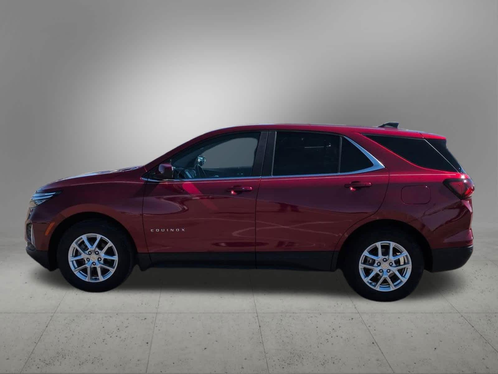 Thumbnail: 2022 Chevrolet Equinox - 2