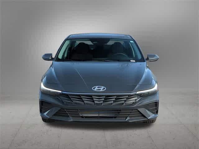 Thumbnail: 2024 Hyundai Elantra - 9