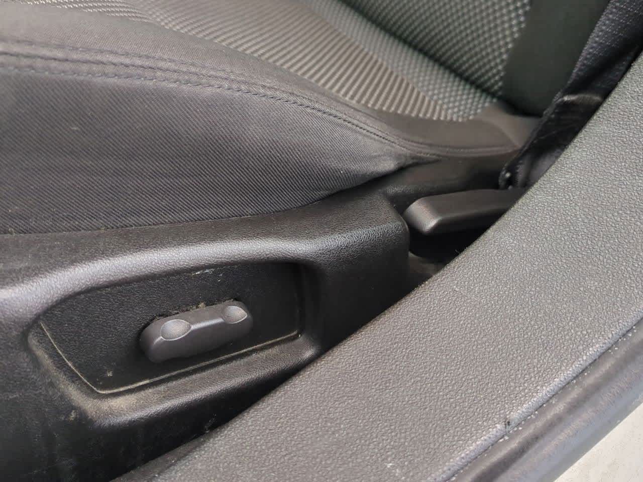 Thumbnail: 2009 Chevrolet Malibu - 15