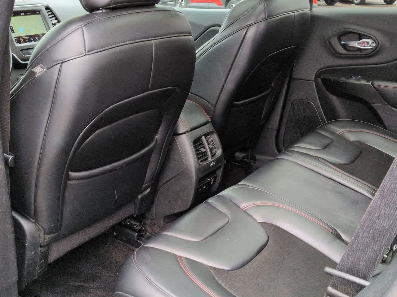 2019 Jeep Cherokee Trailhawk - Photo 17