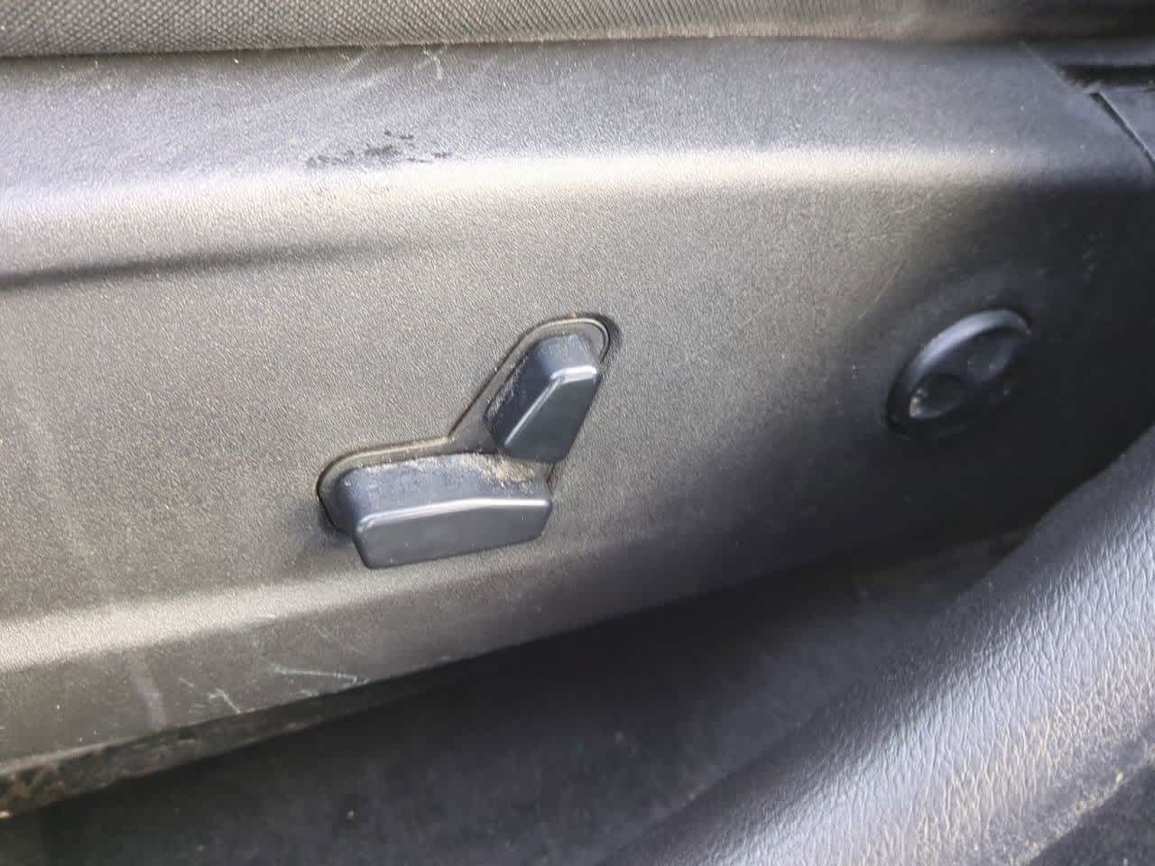 Thumbnail: 2014 Dodge Charger - 16