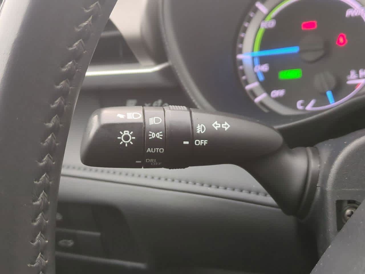 Thumbnail: 2023 Toyota Highlander - 27