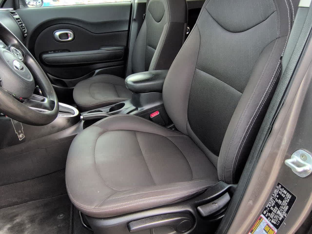 Thumbnail: 2016 Kia Soul - 16