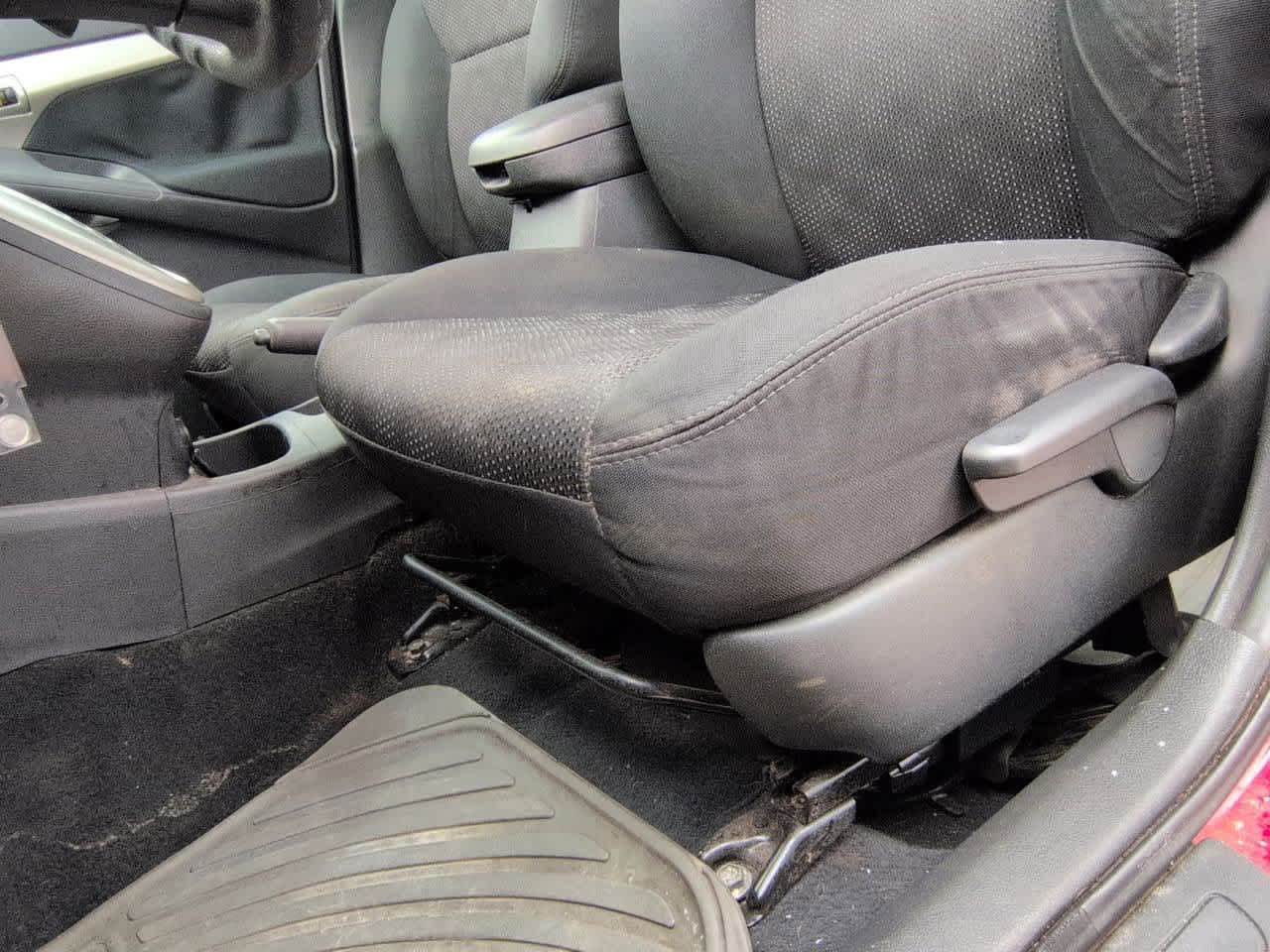 Thumbnail: 2009 Pontiac Vibe - 17