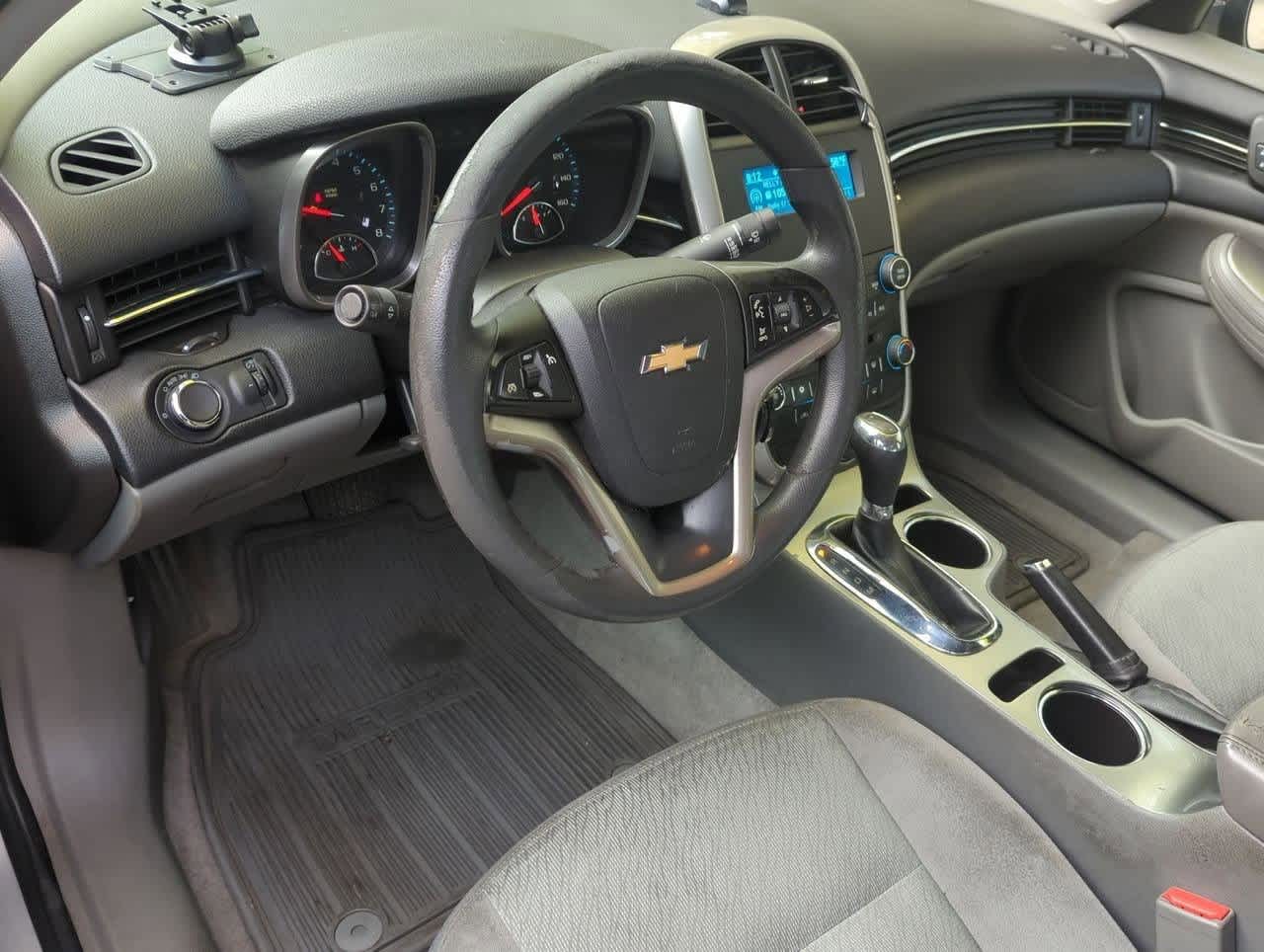 Thumbnail: 2014 Chevrolet Malibu - 2