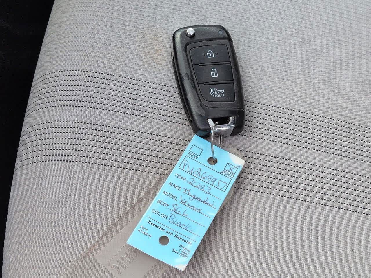 Thumbnail: 2023 Hyundai Venue - 34