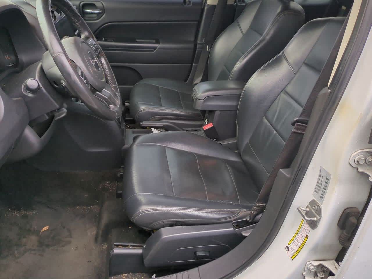 Thumbnail: 2016 Jeep Patriot - 15