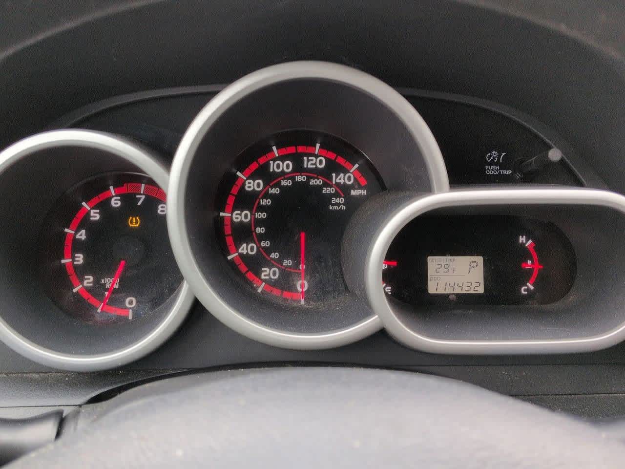 Thumbnail: 2009 Pontiac Vibe - 28