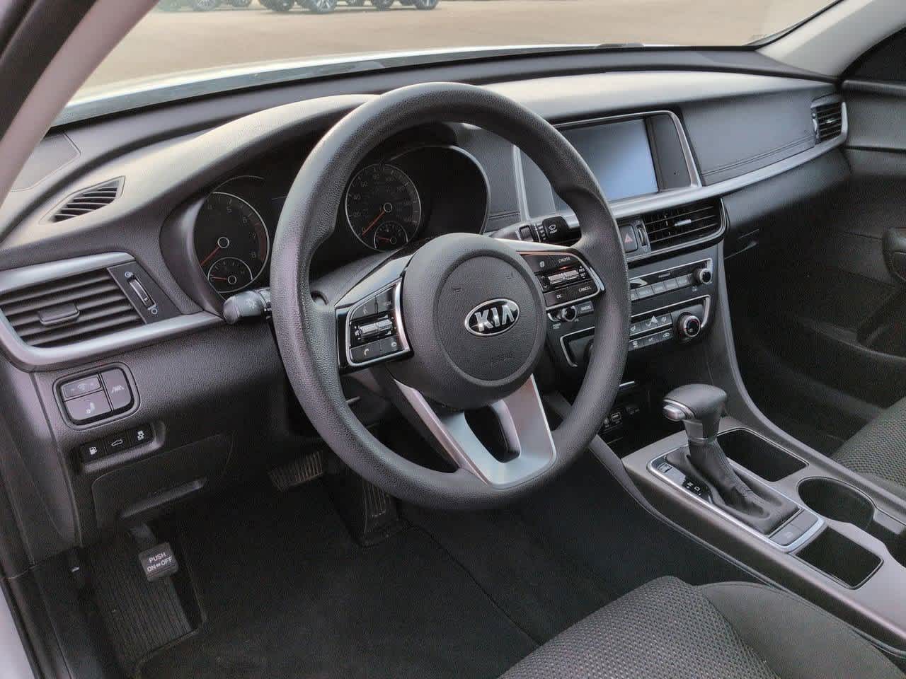 Thumbnail: 2019 Kia Optima - 2