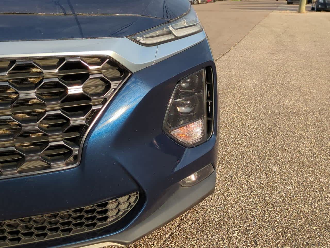 Thumbnail: 2019 Hyundai Santa Fe - 10