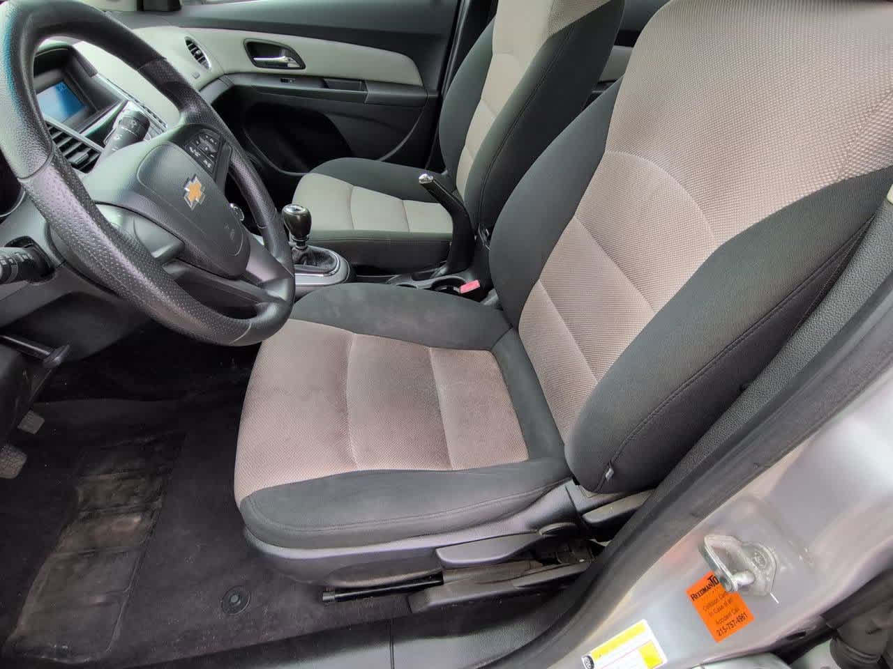 Thumbnail: 2012 Chevrolet Cruze - 16