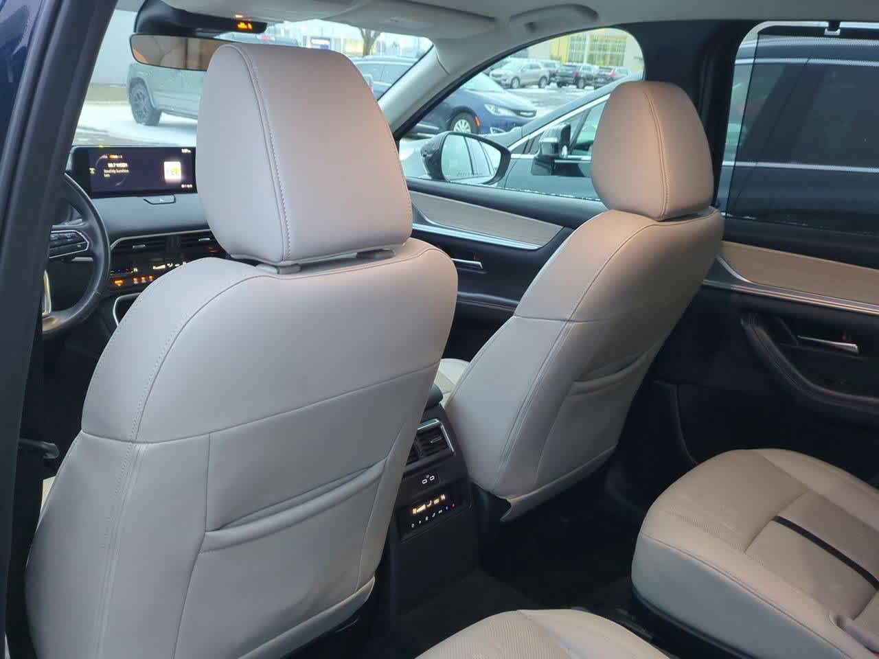 Thumbnail: 2024 Mazda CX-90 - 17