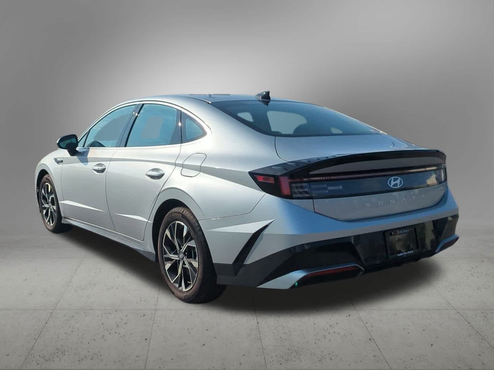Thumbnail: 2024 Hyundai Sonata - 4