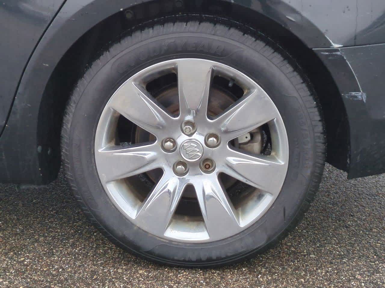 Thumbnail: 2010 Buick LaCrosse - 13