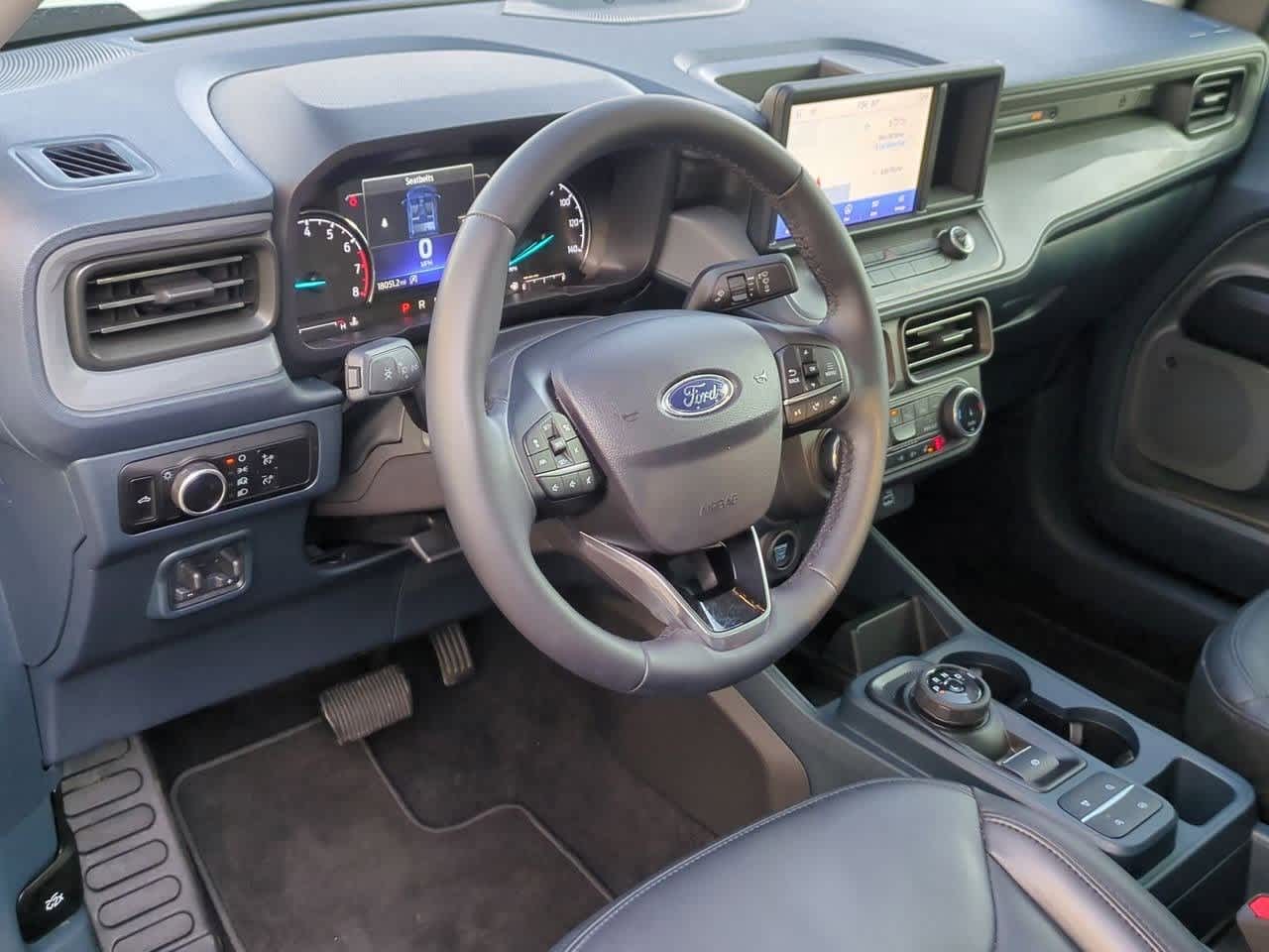 2023 Ford Maverick Lariat 2