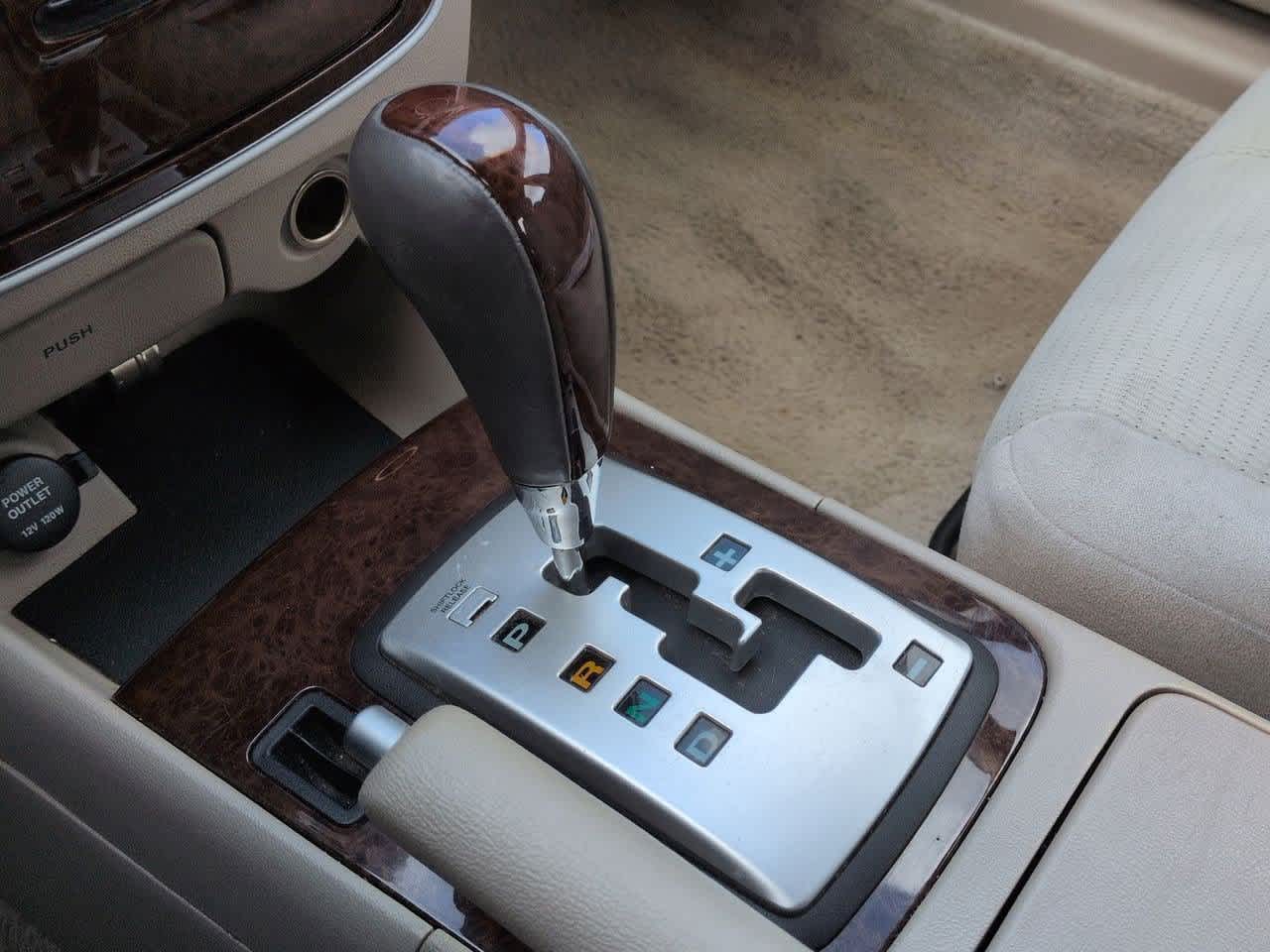 Thumbnail: 2008 Hyundai Sonata - 31