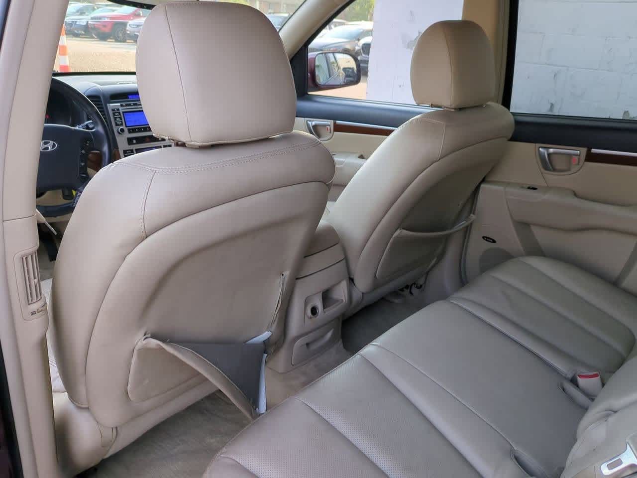 Thumbnail: 2009 Hyundai Santa Fe - 16