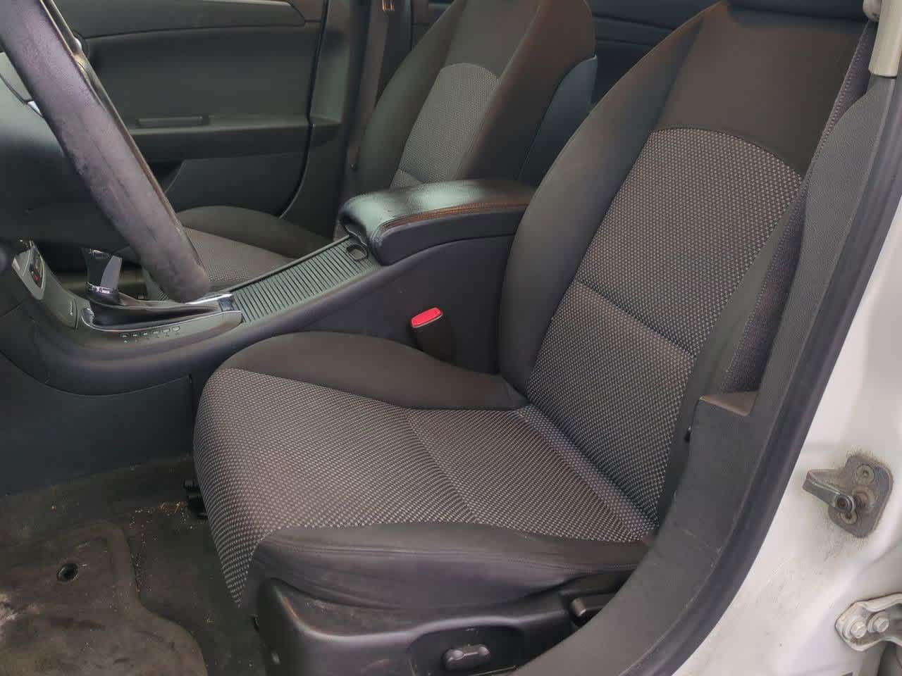 Thumbnail: 2009 Chevrolet Malibu - 14