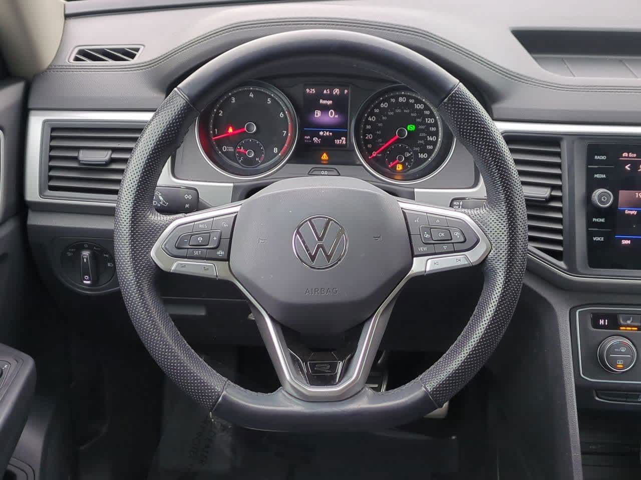 Thumbnail: 2021 Volkswagen Atlas - 23