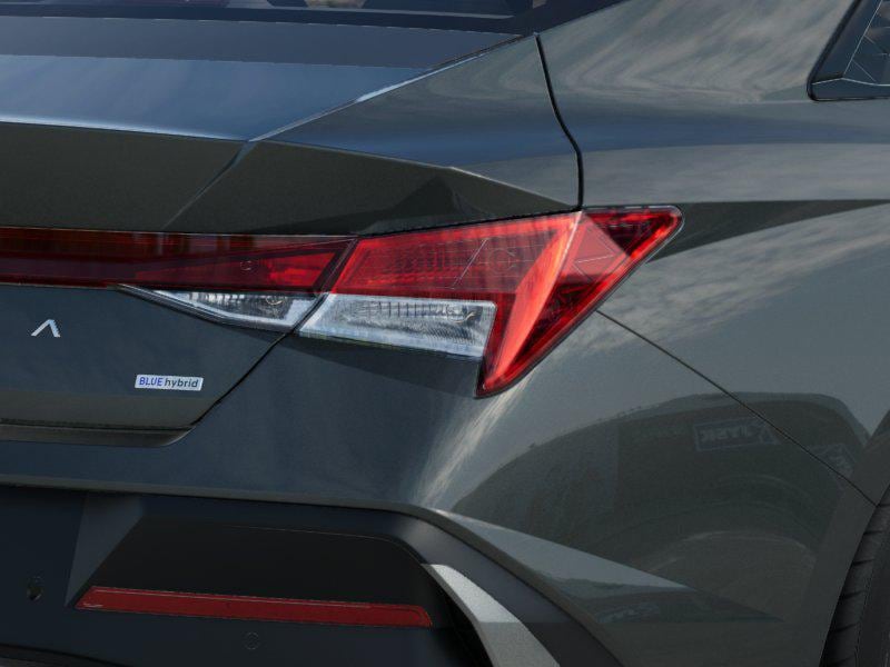 Thumbnail: 2026 Hyundai Elantra - 10