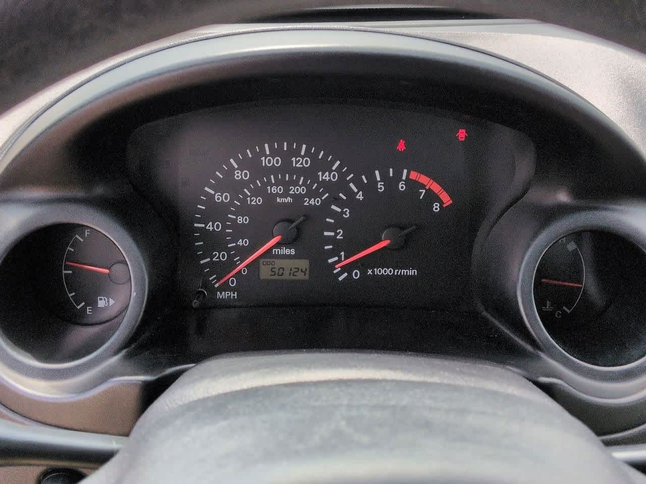 Thumbnail: 2002 Chrysler Sebring - 28