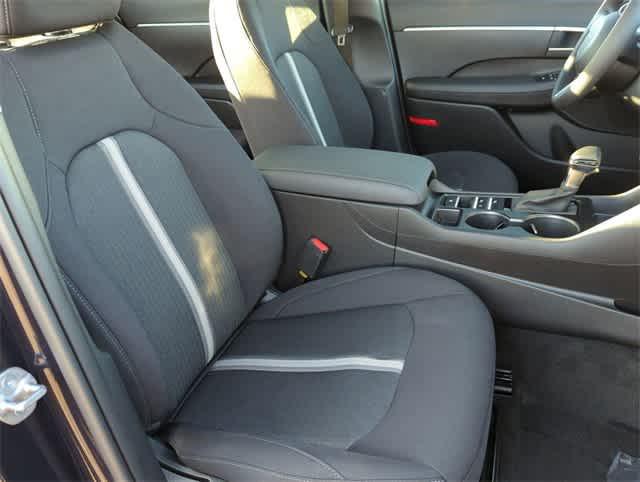 2025 Hyundai Sonata SE 19