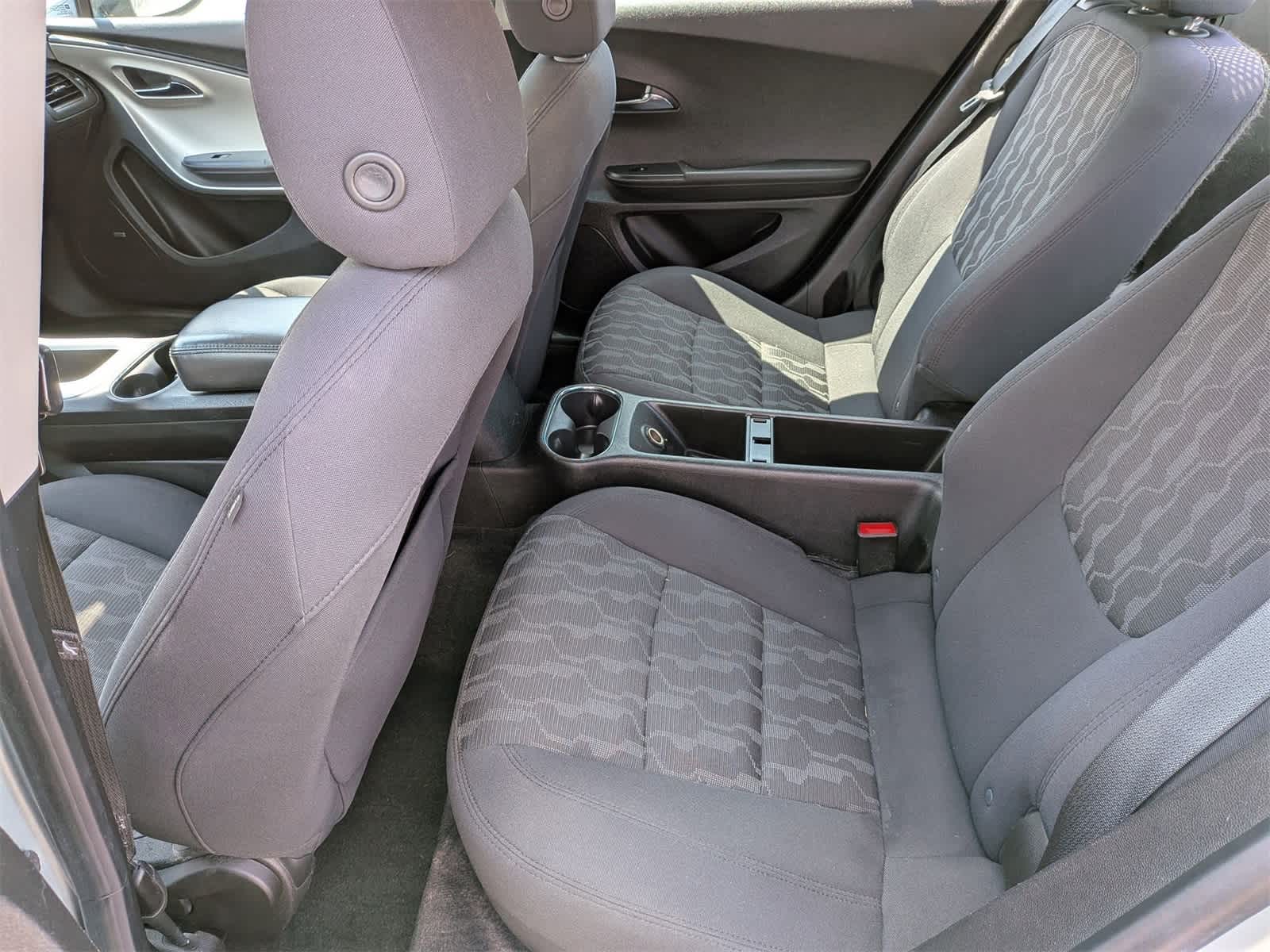Thumbnail: 2013 Chevrolet Volt - 14