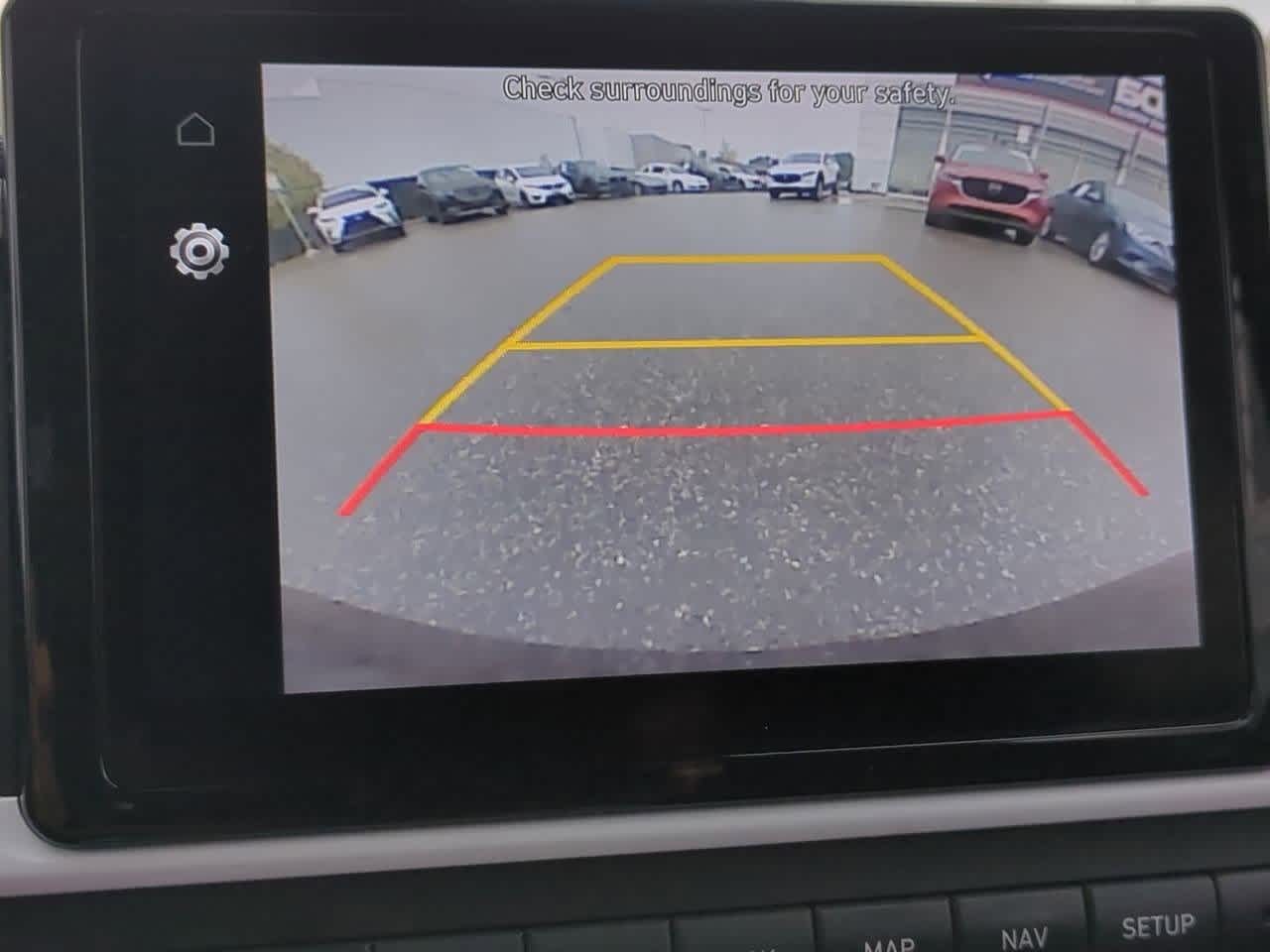 Thumbnail: 2022 Hyundai Venue - 28
