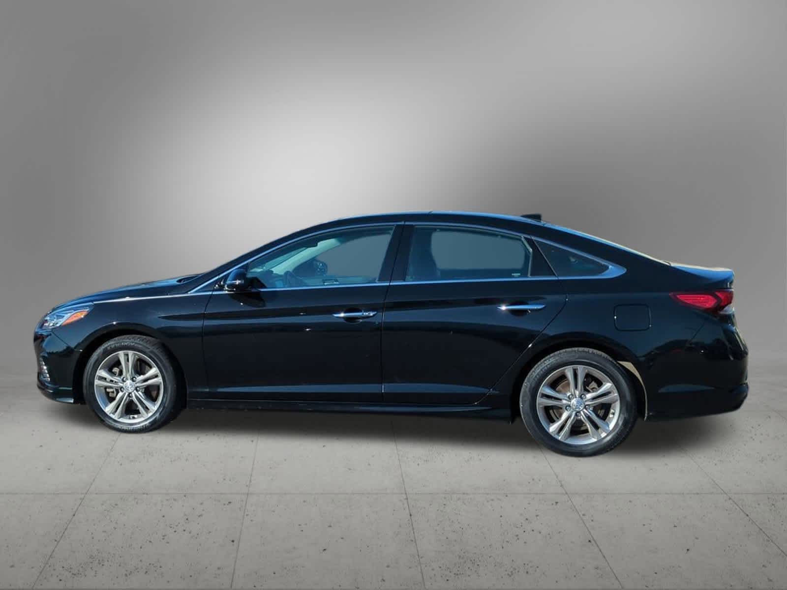 Thumbnail: 2019 Hyundai Sonata - 3