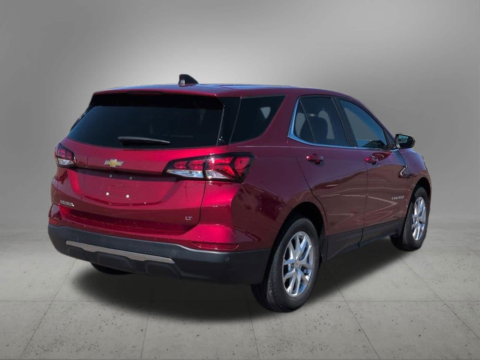 Thumbnail: 2022 Chevrolet Equinox - 5