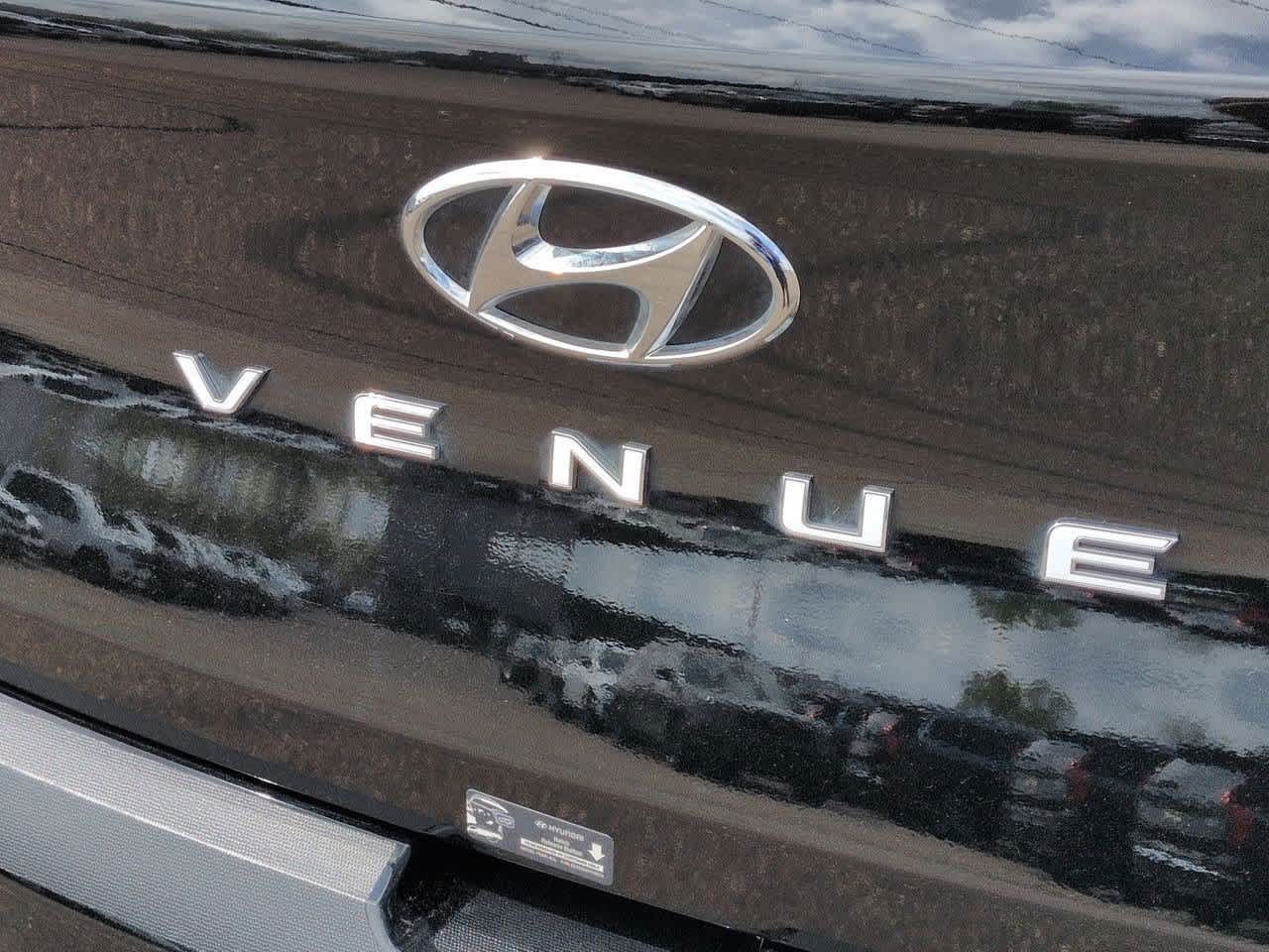 Thumbnail: 2025 Hyundai Venue - 12