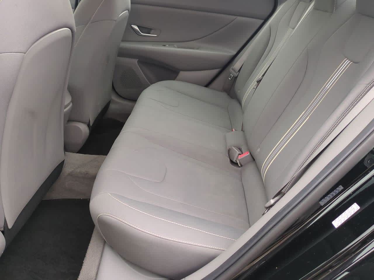 Thumbnail: 2023 Hyundai Elantra - 18